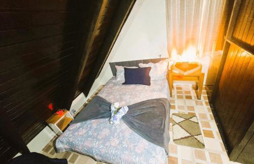 Chalé Aconchegante em Condomínio no Centro - Foto 3