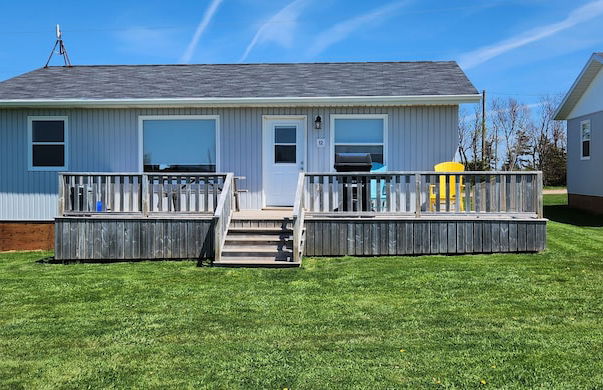 Cavendish Bosom Buddies Cottage Resort - Photo 9