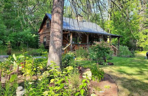 Deer Valley Retreat, Lovely Log Cabin with Fireplace & Garden Views- Perfect for a Relaxing Getaway! - Foto 73