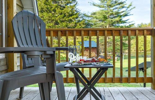 The A-mazing Creekside Escape - Foto 41