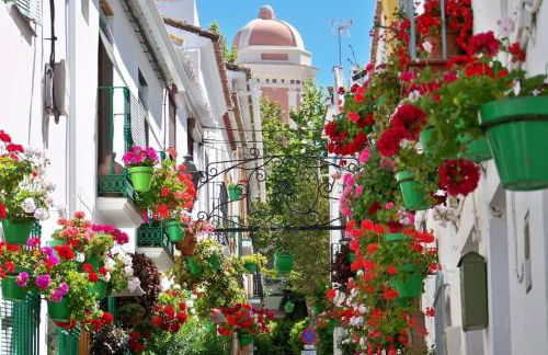 Luxurious South-facing 2 BDR Penthouse Vanian Gardens Estepona with Seaview - Gaya Alegia I - Photo 39