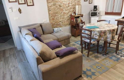 Dimora Laura - Romantico con stufa a legno - Foto 55