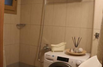 Quiet Urban Studio with Private Backyard - Foto 8