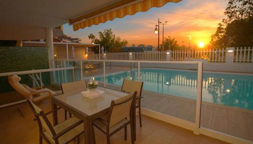 GOLDEN BEACH MOGAN - Foto 1, sunbed