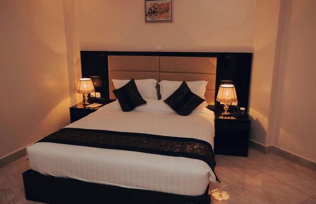 Madras Hotel and Apartments - Foto 5