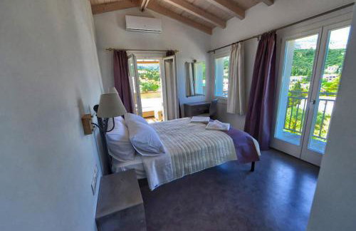 The Cassius Hill House - Photo 18