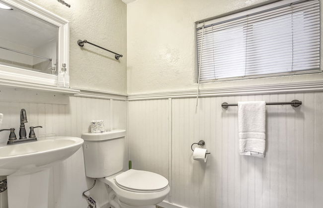 Quest Rest - Unit 3 - Photo 8