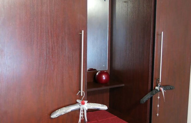 Self Catering 1 Bedroom Sofa Bedfull Bathroom Ideal for 4 Guets - Welcome - Foto 17