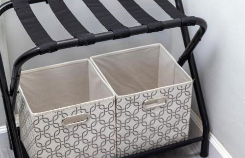 Pasadena Charming Vacation Home with Hot Jacuzzi - Photo 40