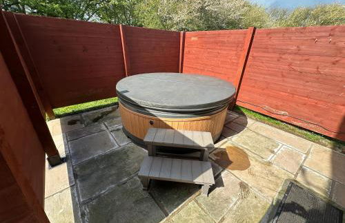 Lily Lodge-Tranquil-Hot Tub-Fishing-7m to beach - Foto 7