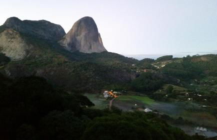 Flat no Vista Azul de frente para a Pedra Azul - Photo 42