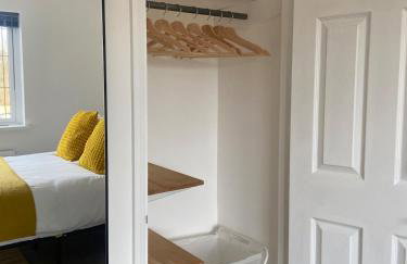 Contemporary 2-Bed House near Basildon Station - Foto 8