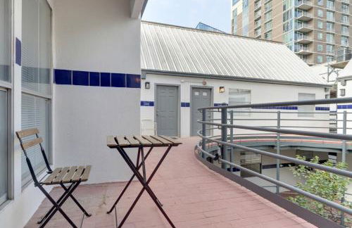 Blueground Downtown Austin pool nr Texas State Capitol ATX-342 - Foto 5