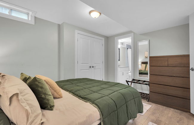 Mississauga Manor - Meadowvale - Foto 7