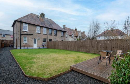 3 Bedroom House-Free Parking-by Holiday Homes - Foto 26