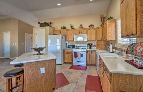 Fort Mohave Family Home with Golf Course Views! - Foto 8