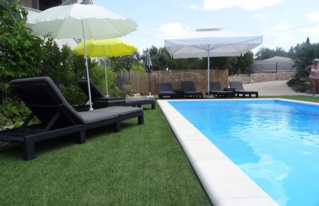 Ilsad Apartments - Apartment With Pool 80 Meters From sea - Great Location - Foto 12