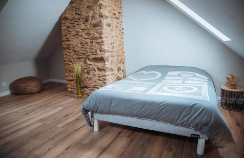 maison quartier médiéval au pied du château FOUGERES - Foto 35