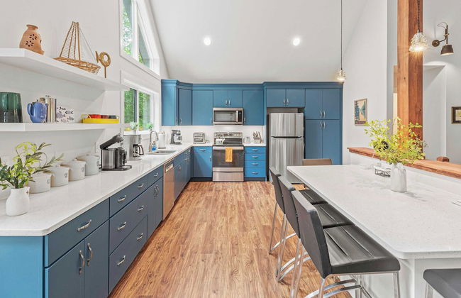 Happy Trails Chalet by Avantstay Sauna + Deck, Private Community Beach Access - Foto 33