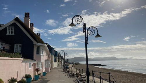 Dolphin Cottage Lyme Regis - Photo 3