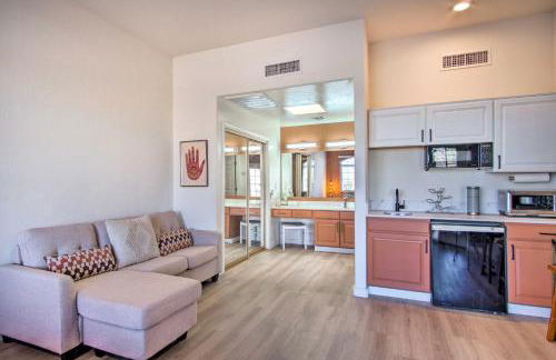 Green Valley Studio in 55 and Community! - Foto 9