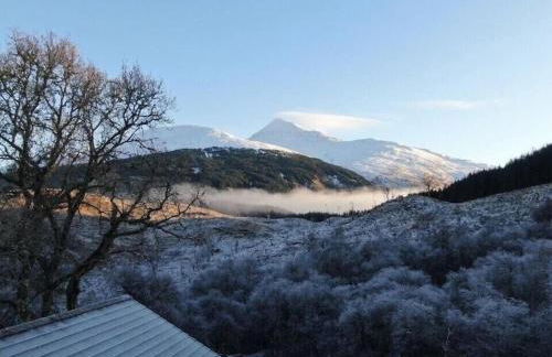 Hot tub lodge with stunning view - Foto 17