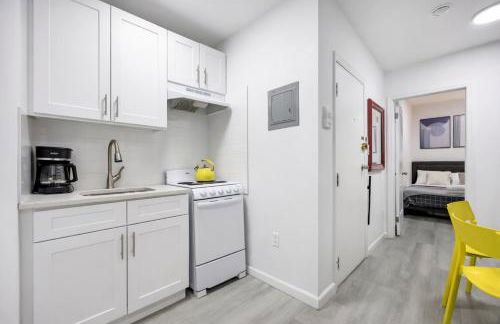 Cozy Central Units in Prime Location - Foto 8