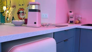 Studio POP avec Balnéo en centre-ville - Foto 3, stove, dishwasher, minibar