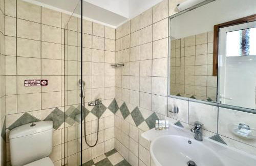 Eleni Suites Methoni - Photo 5