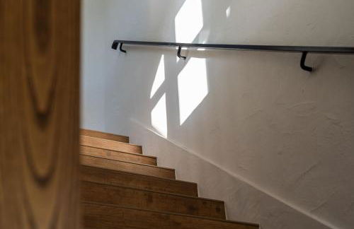 Casa Estábulo- Cozy Rustic Farmhouse LOFT TOURO - Foto 21