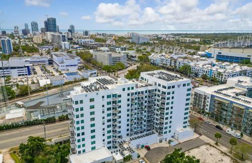 Chic 2BR Getaway Walk to Breweries and Art Walk - Photo 41