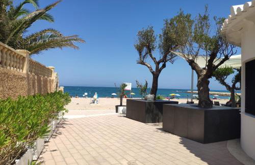 Denia Beach - Ático en Primera Línea by Costablancarent Rentals - Foto 34