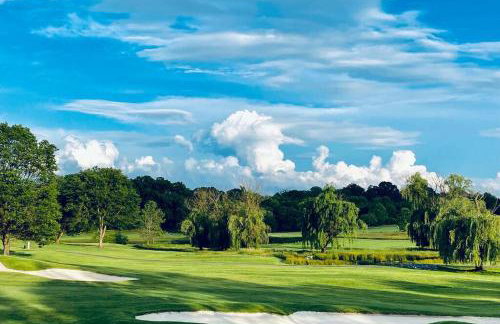 The Montgomery Manor - 5 Bedroom 4 Bath with Pool and Garage - Foto 5