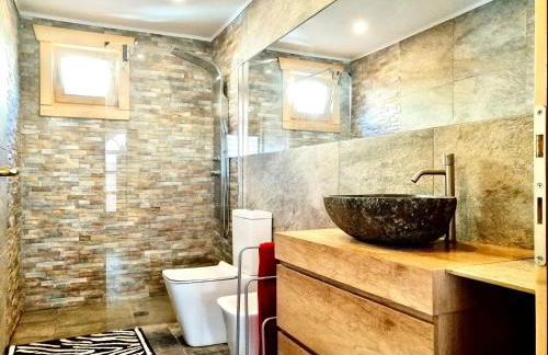 Wild House - Photo 19