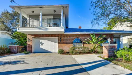 1 Block to Sims Park Spacious Getaway with Balcony - Foto 2