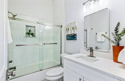 Isla Living, 3 Bed, Canal, Pool - Foto 21