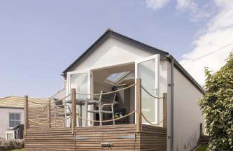 Stylish Boatshed with Sea Views Private Parking - Foto 14