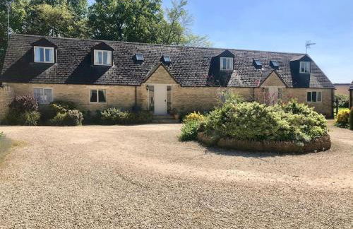 Stanway House, 8 bedroom, 8 Bath - Photo 11