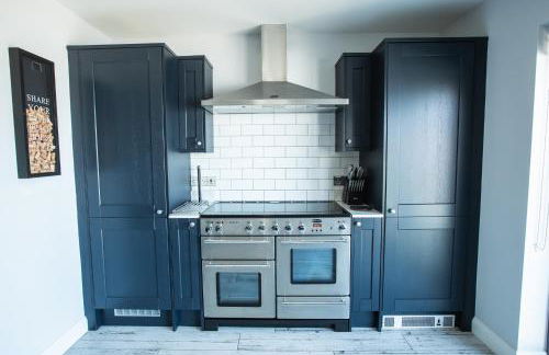 UPPER BEACH HOUSE - Photo 25