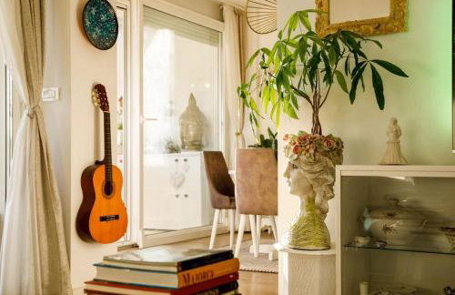 Sunset Oasis “VELLY” 1BR w/ Sea View & Parking - Foto 21