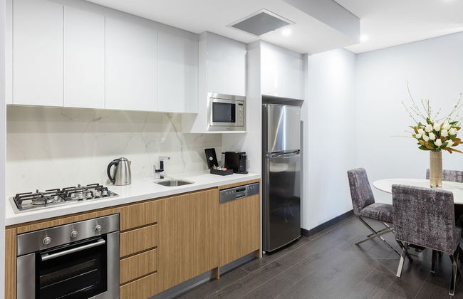 Meriton Suites Chatswood - Photo 25