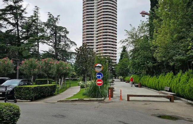 Tbilisi Gardens One Bedroom With Pool - Foto 15