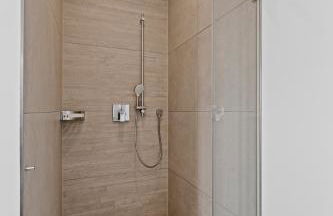 Iller Homes Memmingen - Moderne Fewos mit Terrasse für bis zu 7 Pers mit Parkplätzen - Foto 15