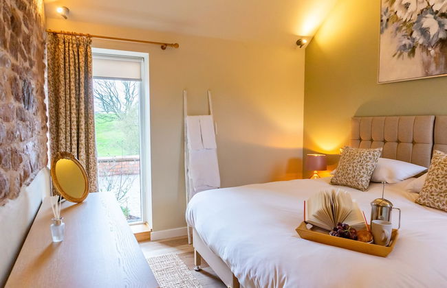 The Patches - Photo 5