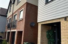 3 Bedroom Beautiful Home with Garden, AC, Hot Tub - Photo 4