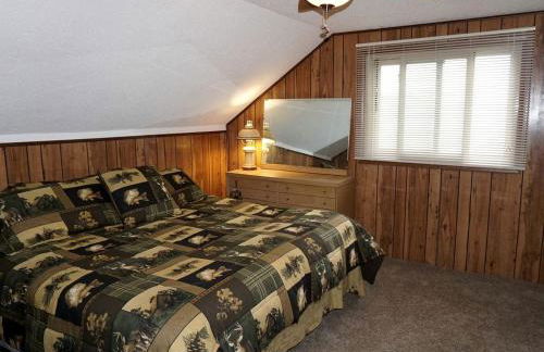 Spacious Family Cabin on Stunning Wixom Lake near Midland, Michigan - Foto 4