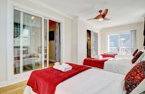 Bombastic Home - Steps to Beach - GameRm - Hot Tub - Pet Friendly - Foto 26