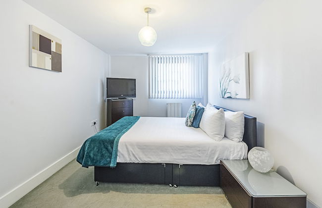 Canary Wharf Luxury Apartments - Photo 6