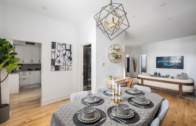 Downtown Luxe - Parking, Metro, King Bed, Sleeps 6 - Foto 1