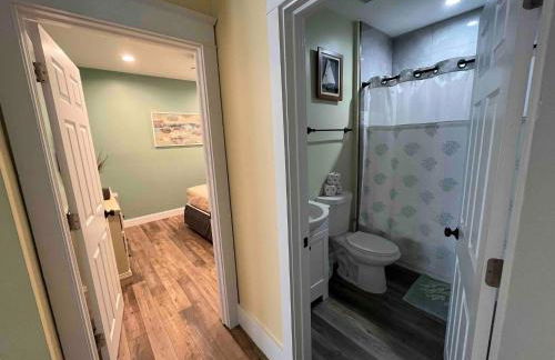 Bayside Bungalow-Updated Home Near the Bay & Beach - Foto 31